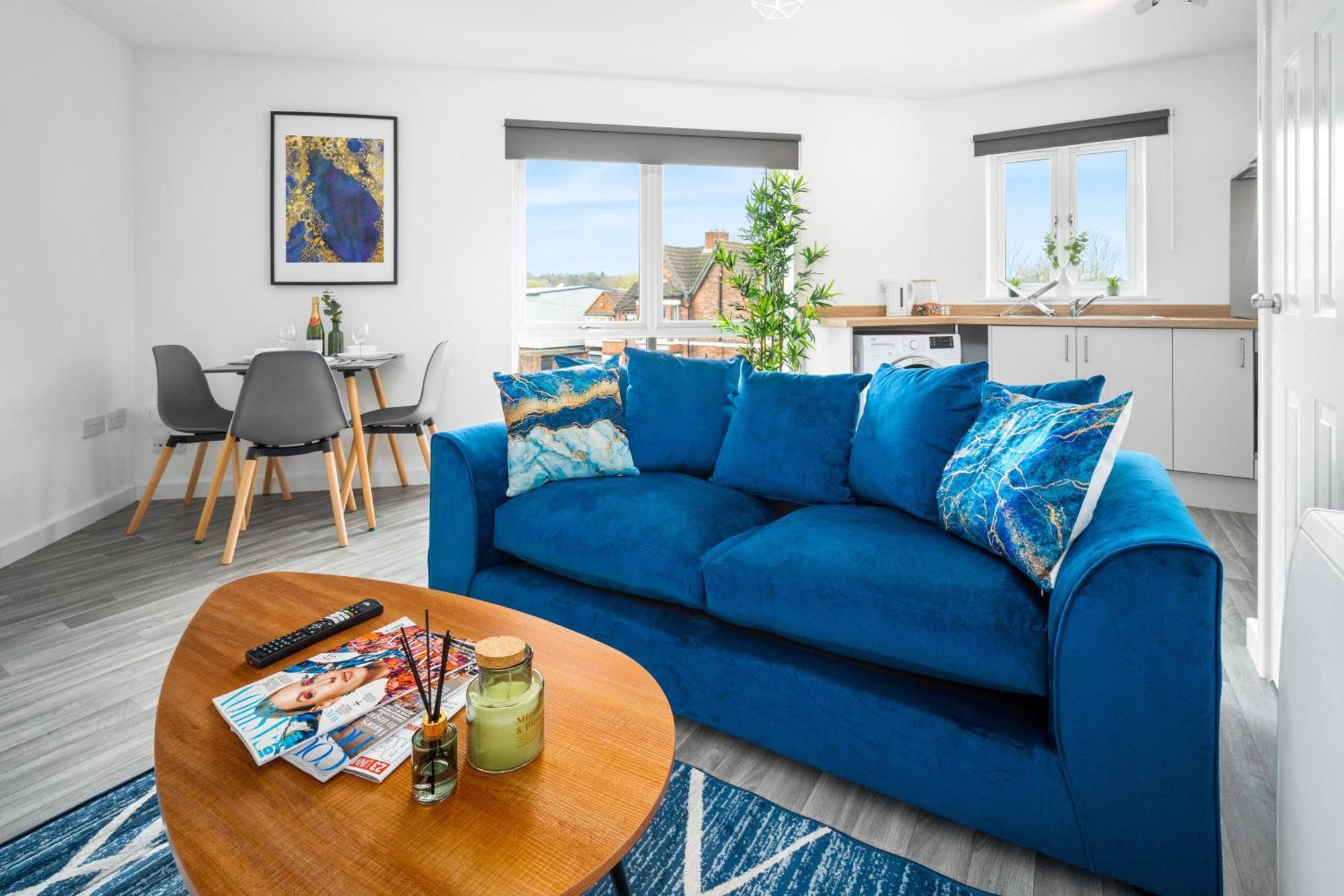 New 2 Bedroom Deluxe Apartment - Parking - Wifi & Netflix - Top Rated - 50C Cradley Heath Exteriör bild